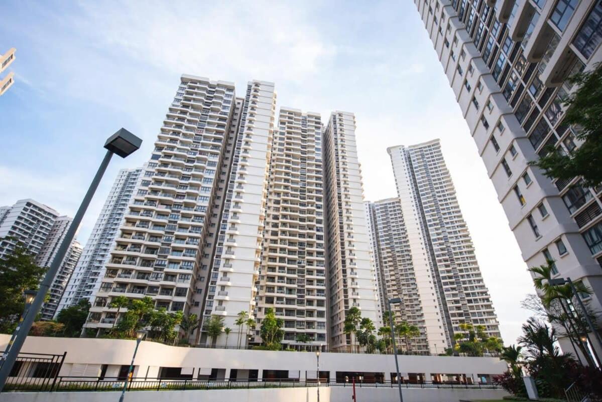 Comfy 3Br Apt In Danga Bay Free Parking Sea View Johor Bahru Luaran gambar